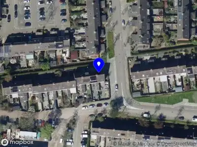 Ambulance met grote spoed naar de Specht in Hoogvliet Rotterdam