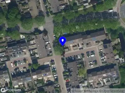 Ambulance met grote spoed naar de Vierkantje in Koog aan de Zaan