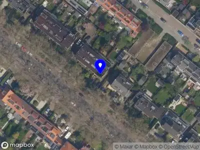 Ambulance met gepaste spoed naar de Molenlaan in Rotterdam