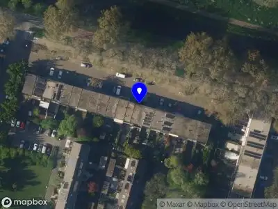 Ambulance met grote spoed naar de Bartokhof in Alphen aan den Rijn