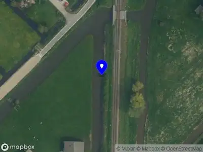 Brandweer met grote spoed naar de Zuidelijke Dwarsweg in Moordrecht vanwege voertuigbrand