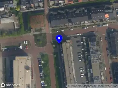 Brandweer met gepaste spoed naar de Laterastraat in Naaldwijk vanwege een buitenbrand