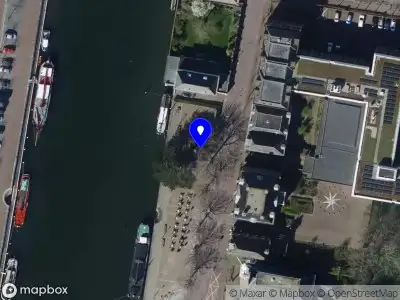 Ambulance met gepaste spoed naar de Oostzanddijk in Hellevoetsluis