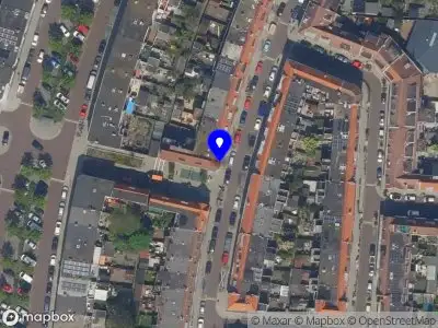 Ambulance met grote spoed naar de J A Alberdingk Thijmstraat in Schiedam