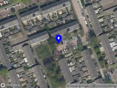 Brandweer en politie met grote spoed naar de Aalscholverlaan in Vlaardingen vanwege middelgrote brand