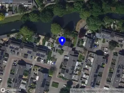 Ambulance met gepaste spoed naar de Zwaluwenburg in Dordrecht