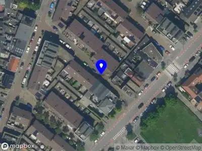 Ambulance met grote spoed naar de Van Harencarspelstraat in Beverwijk