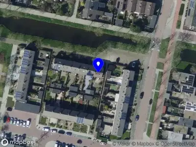 Ambulance met gepaste spoed naar de Paulus Pottersingel in Oud-Beijerland