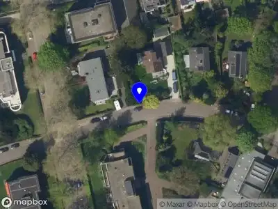 Brandweer met grote spoed naar de Prins Hendriklaan in Baarn vanwege reanimatie