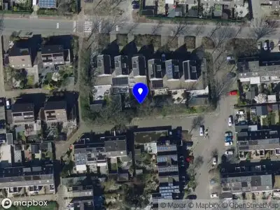 Ambulance met grote spoed naar de Karperveen in Spijkenisse