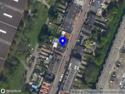 Ambulance met grote spoed naar de Zuidhoek in Rotterdam