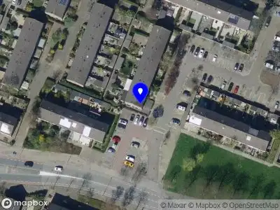 Politie naar de Wiardi Beckmanstraat in Hoogvliet Rotterdam vanwege dier(en) in nood