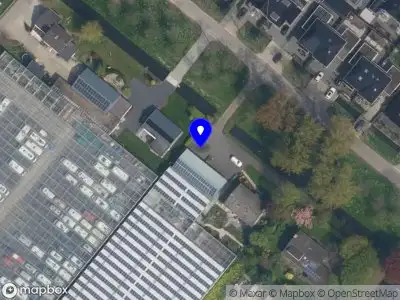 Ambulance met grote spoed naar de Wildersekade in Rotterdam