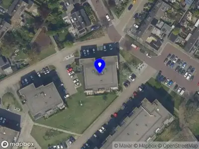 Ambulance met grote spoed naar de Ommeloop in Brielle