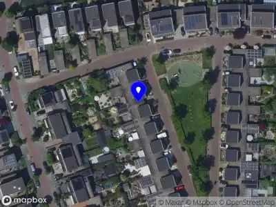 Ambulance met grote spoed naar de Wilgewinde in Dordrecht