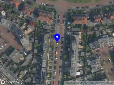 Ambulance met gepaste spoed naar de Meerburgstraat in 's-Gravenhage