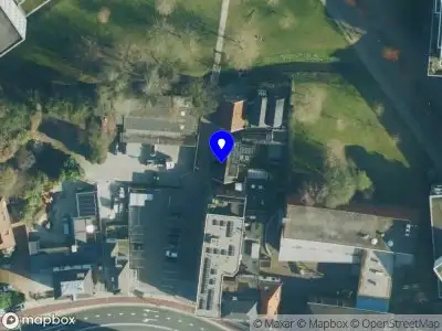 Politie naar de Heemafstraat in Hengelo vanwege aanrijding met letsel