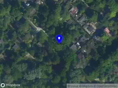 Ambulance met gepaste spoed naar de Molenwerf in Amsterdam