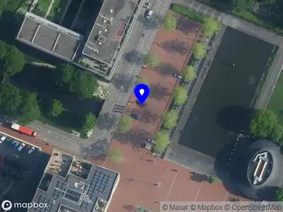 Ambulance met gepaste spoed naar de Stadstuinen in Amstelveen