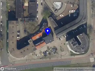 Ambulance met grote spoed naar de Vasteland in Rotterdam