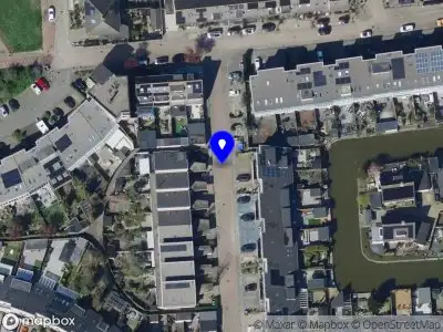 Ambulance met gepaste spoed naar de Rosa Spierstraat in Spijkenisse