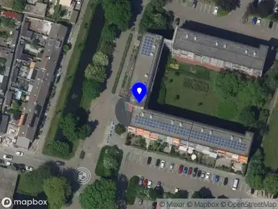 Ambulance met grote spoed naar de Rijnstraat in Sliedrecht