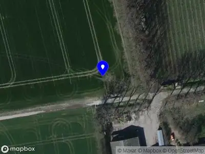 Brandweer en politie met grote spoed naar de Philipshoofjesweg in Dirksland vanwege middelgrote brand