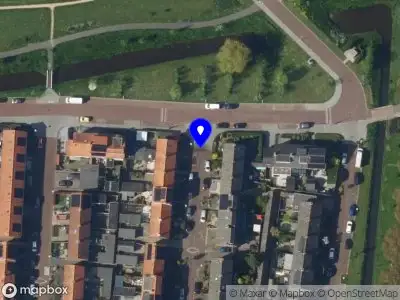 Brandweer met grote spoed naar de Gerard Doustraat in Hazerswoude-Dorp vanwege gebouwbrand