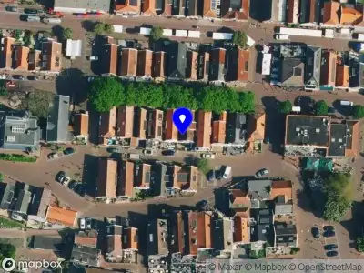 Brandweer met grote spoed naar de Wijk 6 in Urk vanwege gebouwbrand