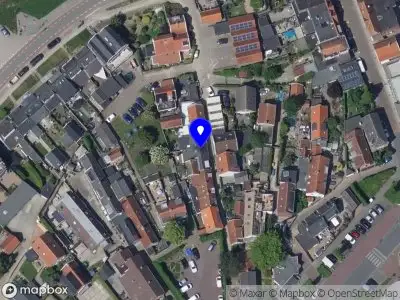 Brandweer met grote spoed naar de Langesteeg in Werkendam vanwege reanimatie