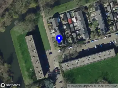 Ambulance met gepaste spoed naar de Jan van Eyckpad in Spijkenisse