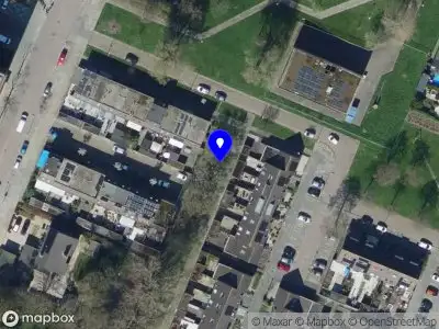 Ambulance met gepaste spoed naar de Fledermauspad in Hoogvliet Rotterdam