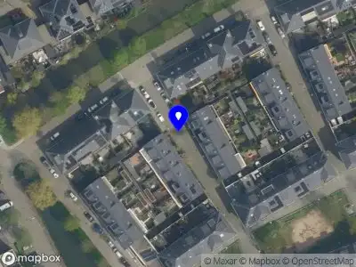 Ambulance met grote spoed naar de Pelmolen in Delft