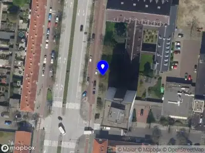 112 melding Ambulance met grote spoed naar de Dorpsweg in Rotterdam