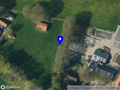 Brandweer met grote spoed naar de Cuneraweg in Rhenen vanwege voertuigen te water