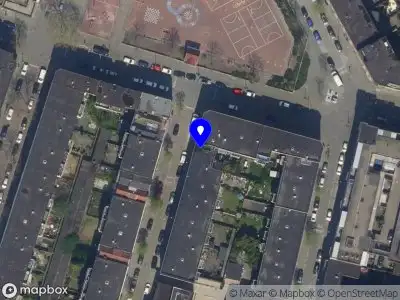 Ambulance met grote spoed naar de Bussinghstraat in Rotterdam