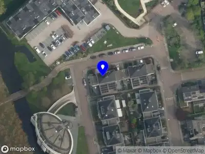 Ambulance met gepaste spoed naar de Anna van Meertenstraat in Gouda