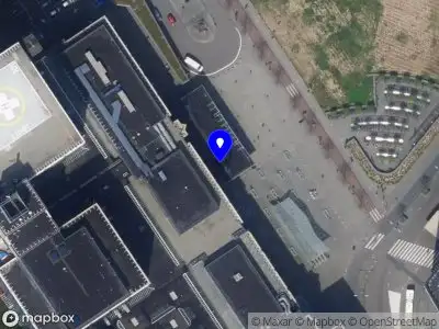 Ambulance met gepaste spoed naar de Albinusdreef in Leiden