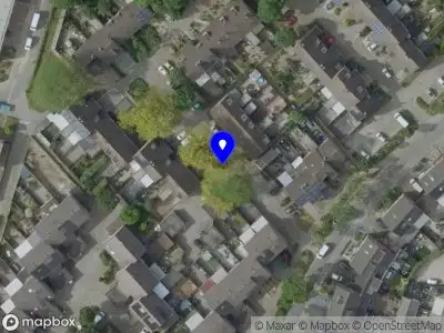 112 melding Ambulance met grote spoed naar de Beeldsnijdererf in Roermond