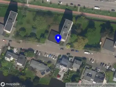 Ambulance met gepaste spoed naar de Karel de Grotelaan in Vlaardingen