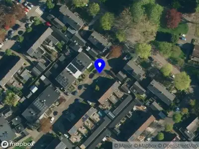 Brandweer met gepaste spoed naar de Anna van Saksenstraat in Varsseveld