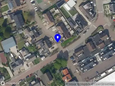 112 melding Brandweer met gepaste spoed naar de Schoolstraat in Beesd vanwege afhijsen patient