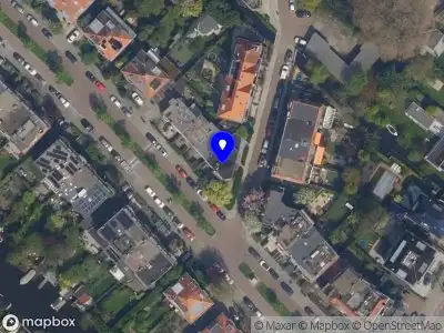Ambulance met gepaste spoed naar de Berglustlaan in Rotterdam