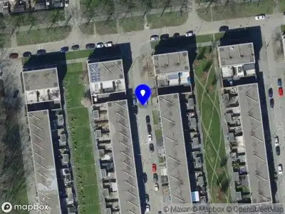 Ambulance met gepaste spoed naar de Maldenburg in Rotterdam