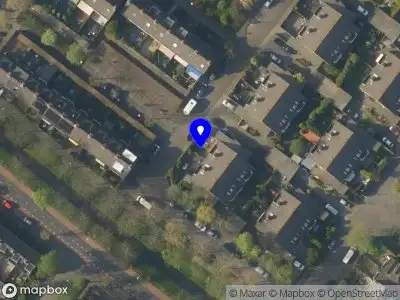 Ambulance met grote spoed naar de Van Warmondlaan in Wassenaar
