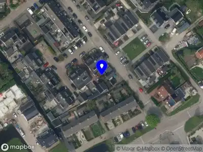 Ambulance met gepaste spoed naar de Burgemeester van Steenbergenstraat in Ottoland