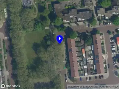 Ambulance en brandweer met grote spoed naar de Milaanstraat in Haarlem vanwege gebouwbrand