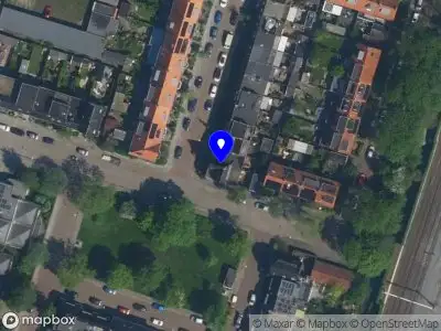 Brandweer met gepaste spoed naar de Christiaan Huygensplein in Haarlem vanwege een buitenbrand