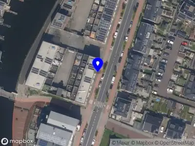 Ambulance met gepaste spoed naar de Hoflaan in Vlaardingen