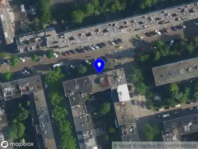 Ambulance met grote spoed naar de Boterdiepstraat in Amsterdam